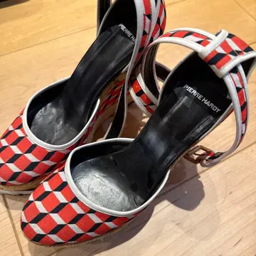 Pierre hardy 피에르 아르디 펌프스