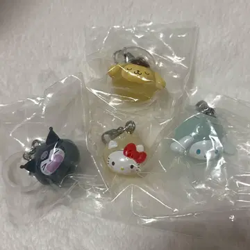 산리오 메지루시 액세서리 나리키리만 4세트