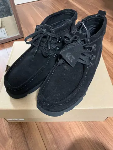 CLARKS x DAIWA ANGLER'S WALLABEE GTX SP