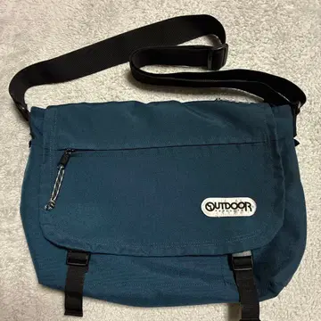 [ 새상품급 ] OUTDOORPRODUCTS 숄더백 네이비