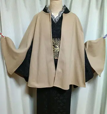 케이프 베이지 일본 의류 코트