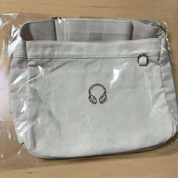 노기자카46 쿠보 시오리 졸업 콘서트 숄더백