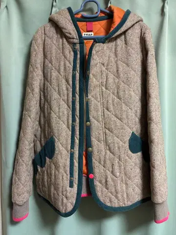 FRAP BOIS 퀼팅 자켓 후드 부착 베이지