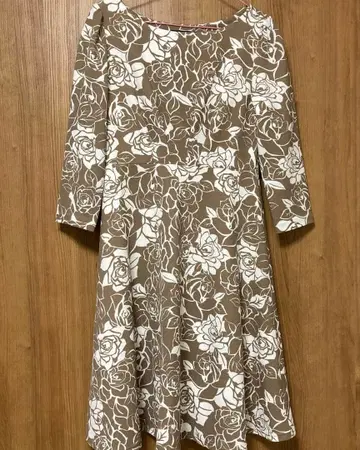 미미그랑 장미 패턴 원피스