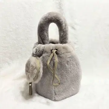 펠레 리쏘 인페르사사제 메리노 무스탕 <마카롱 참 포함> 베이지