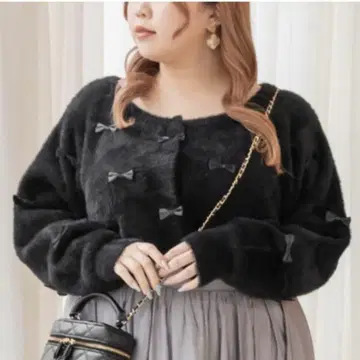 CLETTE/리본 사용 샤기 니트 가디건/블랙/4L