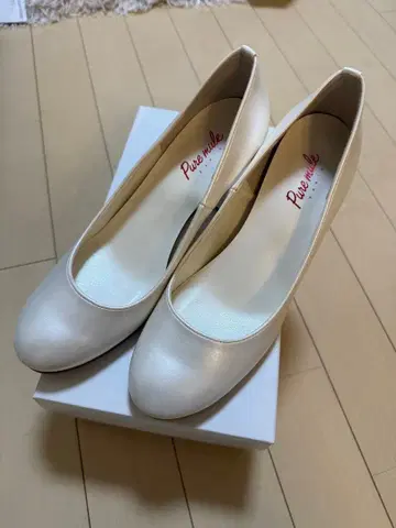 브라이덜 화이트 펌프스 22.5cm