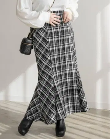 CLETTE/체크 무늬 트위드 머메이드 스커트/4L