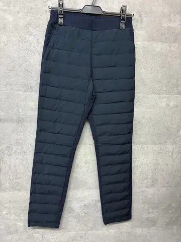 [새상품] 다운 팬츠 M 사이즈 네이비 겨울 필수품! 따뜻한 팬츠!