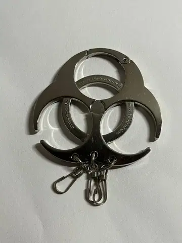 바이오하자드 5 키링 카라비너