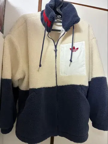 adidas 플리스 자켓 아이보리/네이비/레드