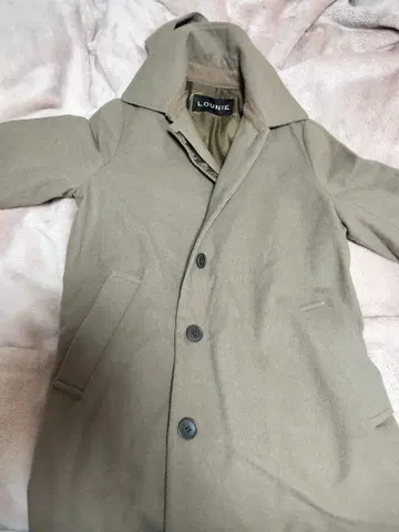 LOUNIE 베이지 체스터 코트