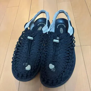 KEEN 남성용 유니크 샌들