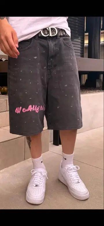 그레이 데님 숏팬츠 오리지널 페인트