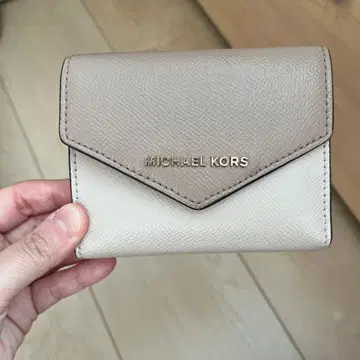 MICHAEL KORS 3단 폴더형 지갑 베이지