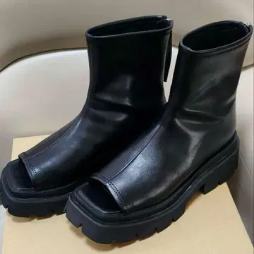 블랙 통굽 오픈토