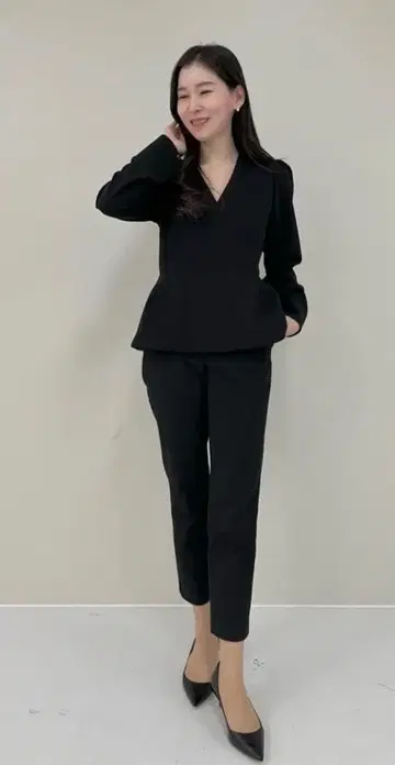 ESTNATION 더블 크로스 페플럼 블라우스