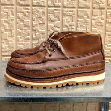 RUSSELL MOCCASIN MOC BOOTS