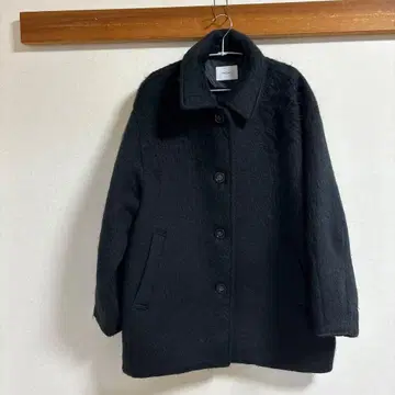 [ DISCOAT ] 스탠칼라 샤기 미들 코트 새상품급