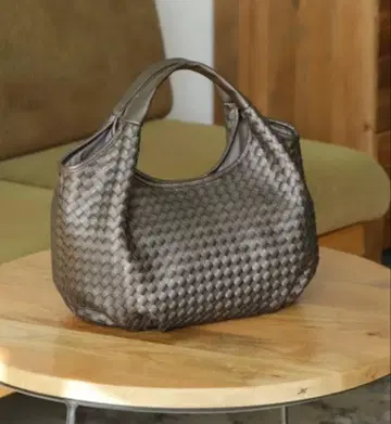 VitaFelice 메쉬 벌룬 토트백 자립 출퇴근 가방 브론즈