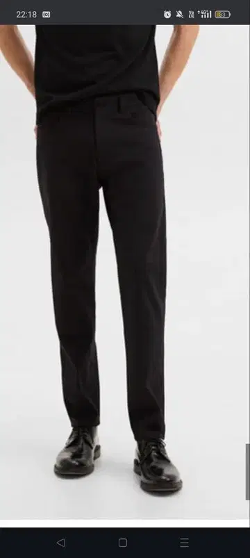 Theory zaine 스트레치 팬츠 사이즈 34 정가 3만 실루엣