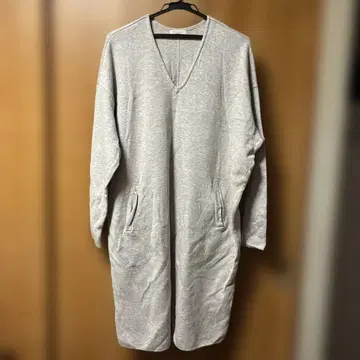 그레이 V넥 롱 니트 원피스