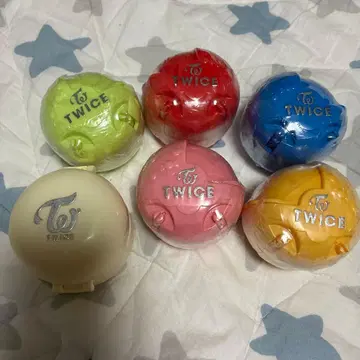 TWICE LOVELS 반지 컬렉션