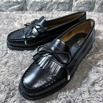 새상품 G.H.BASS  가죽 프린지 로퍼 리본