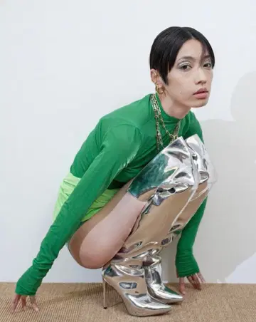 LON SKIN 그린 긴팔 터틀넥 수납 봉투 포함