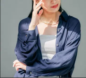 새상품급! Elura 네이비 린넨 레이온 셔츠 네이비