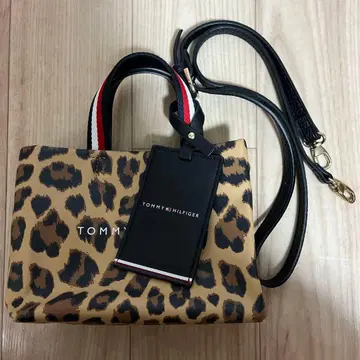 TOMMY HILFIGER 레오파드 무늬 토트백