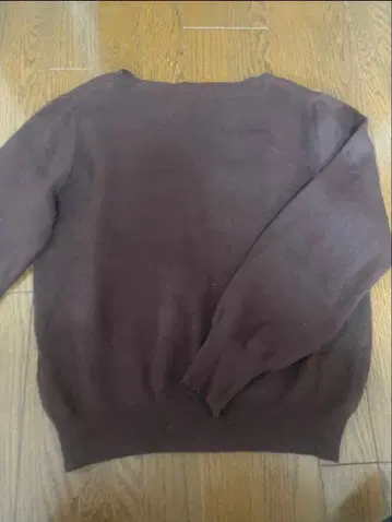 a.v.v 브라운 니트