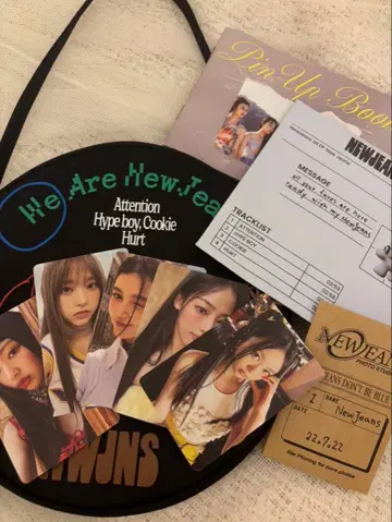 New Jeans Attention 앨범 포토 카드 포함