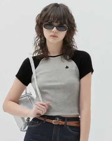 [KIRSH] 플레인 컬러 믹스 래글런 크롭 티셔츠