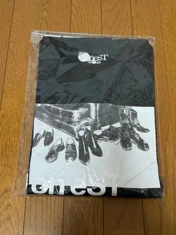 [ 미개봉 새상품 ] SixTONES 롱티 on eST