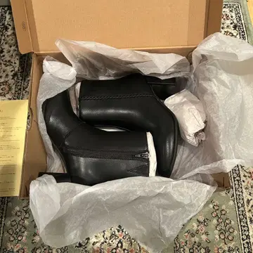 Clarks Keirsta Faye 블랙 부츠 36