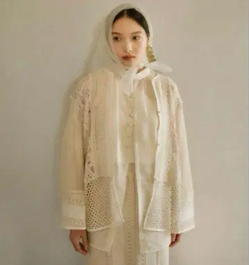 Eaphi cotton lace patchwork blouse