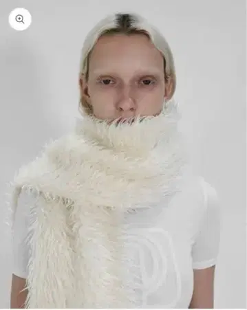 DICH HENDERSON 화이트 머플러