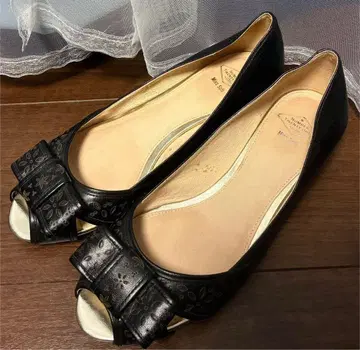 NUMBER TWENTY ONE 23cm 블랙 샌들 플라워 꽃무늬