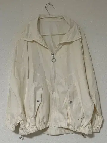 아이보리 풀 지퍼 자켓