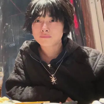 아오바 군 착용 PUMA 길팅 후드티 푸마 00s