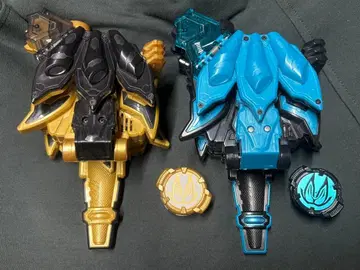 가면라이더 기츠 DX X기츠 레이즈 버클 & 둠즈기츠 레이즈 버클