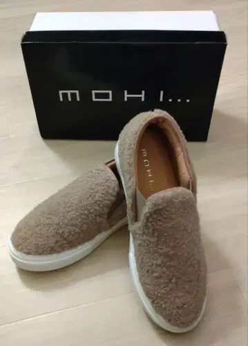 MOHI 미사용 새상품 모카 보아 슬립온 38 복슬복슬 귀여운