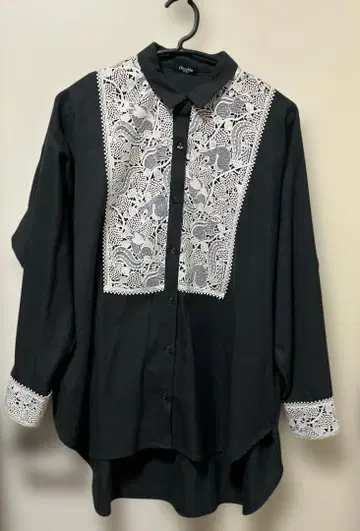 marble SUD 블랙 다람쥐 레이스 긴팔 셔츠