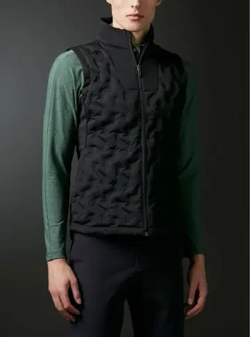 데상트 골프 윌드 다운 다운 베스트