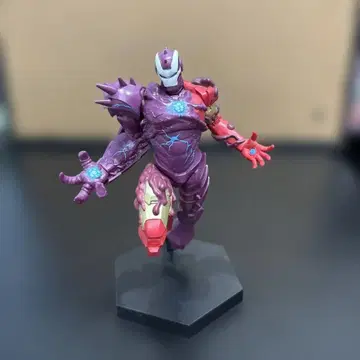 스파이더맨: 맥시멈 베놈 아이언맨 피규어