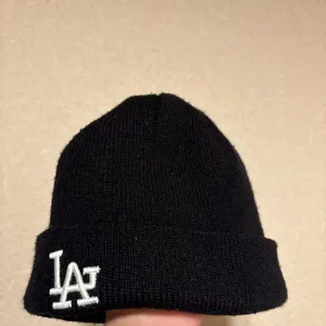 LA 로고 블랙 니트 모자