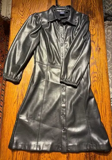 GAP 블랙 가죽 원피스