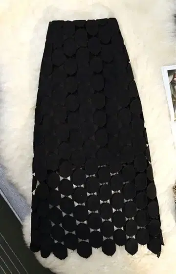 블랙 오버레이 롱 스커트