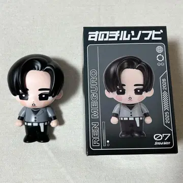 Snow Man 스노치루 소프트 비닐 메구로 렌